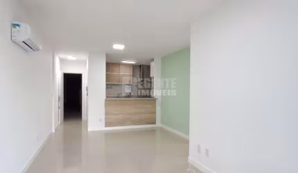 Belo Apartamento em excelente estado/super bem localizado