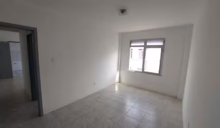 Apartamento com 2 dormitórios à venda no bairro Trindade em Florianópolis.