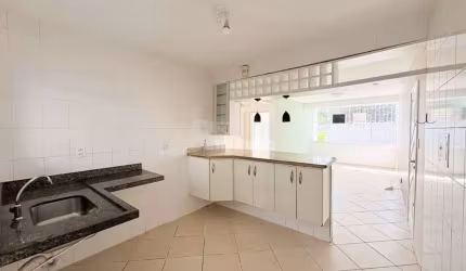 Apartamento à venda no bairro Trindade em Florianópolis