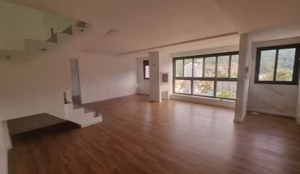 Cobertura a venda no saco dos Limoes Florianópolis