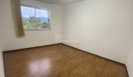Excelente apartamento de 2 dormitórios no bairro Trindade!