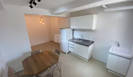Ótimo apartamento de 1 dormitório, no bairro Trindade!