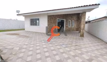 Casa com 3 dormitórios à venda, 180 m² por R$ 720.000,00 - Pontal de Santa Marina - Caraguatatuba/SP