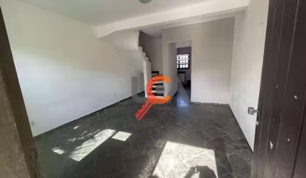 Sobrado com 2 dormitórios à venda, 100 m² por R$ 450.000,00 - Indaiá - Caraguatatuba/SP