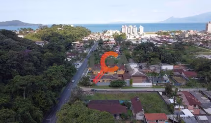 Sobrado com 2 dormitórios à venda, 80 m² por R$ 359.000,00 - Massaguaçu - Caraguatatuba/SP