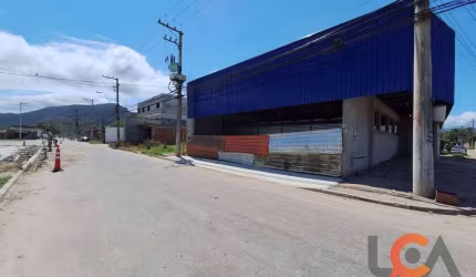 Galpão para alugar, 300 m² por R$ 10.000,00/mês - Pegorelli - Caraguatatuba/SP