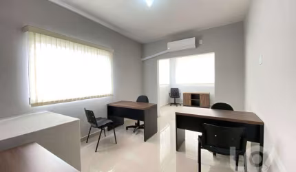 Sala para alugar, 25 m² por R$ 2.300,00 - Sumaré - Caraguatatuba/SP