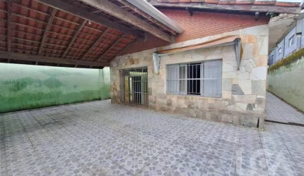 Casa com 2 dormitórios à venda, 141 m² por R$ 550.000 - Praia das Palmeiras - Caraguatatuba/SP