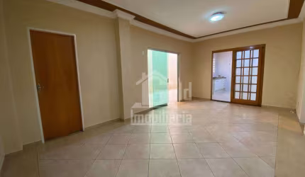 Exclusividade - Casa com 4 dormitórios para alugar, 98 m² por R$ 2.390/mês - Vila Monte Alegre - Ribeirão Preto/SP