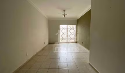 Apartamento TÉRREO com QUINTAL na Zona Sul com 3 dormitórios para alugar, 74 m² por R$ 2.000/mês - Residencial Flórida - Ribeirão Preto/SP