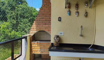 APARTAMENTO COM 2 DORMITÓRIOS NA BARRA DA LAGOA