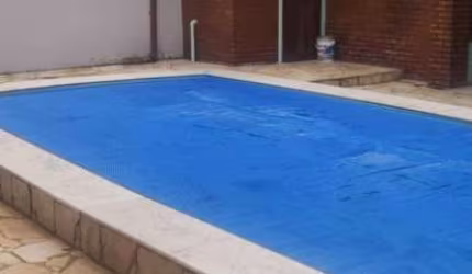 CASA TÉRREA COM 3 DORMITÓRIOS NO CENTRO MAIS EDÍCULA