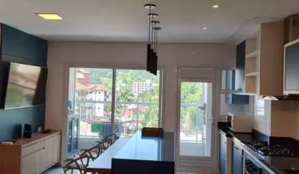 APARTAMENTO MOBILIADO COM 2 DORMITÓRIOS NAS TONINHAS.