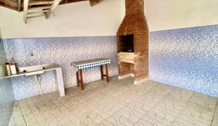 CASA TÉRREA COM 2 DORMITÓRIOS NA USINA VELHA.