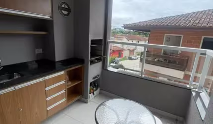 APARTAMENTO COM 2 DORMITÓRIOS NO CENTRO.