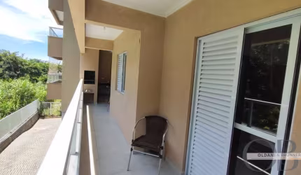 APARTAMENTO MOBILIADO COM 2 DORMITÓRIOS NAS TONINHAS.