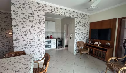 COBERTURA DUPLEX MOBILIADA COM 3 DORMITÓRIOS NA PRAIA GRANDE.