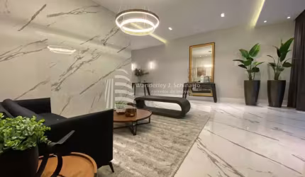 Apartamento 4 suites na quadra do mar , Meia Praia, Itapema - SC