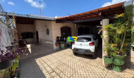 Casa com 4 dormitórios à venda, 160 m² por R$ 595.000,00 - Maraponga - Fortaleza