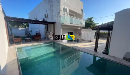 Casa com 4 dormitórios à venda, 250 m² por R$ 990.000,00 - Passaré - Fortaleza/C