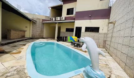Casa com 3 dormitórios à venda, 280 m² por R$ 630.000 - Passaré - Fortaleza/CE