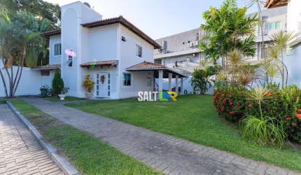 Casa com 3 dormitórios à venda, 145 m² por R$ 840.000 - Eusébio - Eusébio/CE