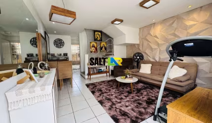 Casa com 2 dormitórios à venda, 80 m² por R$ 400.000,00 - Itaperi - Fortaleza/CE