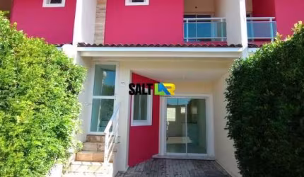 Casa com 2 dormitórios à venda, 60 m² por R$ 285.000 - Lagoa Redonda - Fortaleza