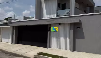 Casa Duplex à venda no Eusébio, no valor de R$ 1.100.000,00