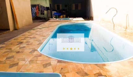 Casa com ótima área de lazer!