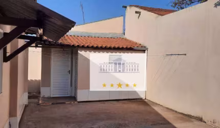 Casa com 3 dormitórios à venda, 223 m² por R$ 257.000,00 - Jardim Del Rey - Penápolis/SP