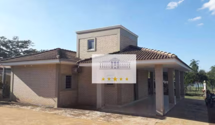 Rancho com 2 dormitórios à venda, 233 m² por R$ 700.000,00 - Condomínio Costa Azul - Araçatuba/SP