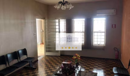 Casa com 3 dormitórios, 242 m² - venda por R$ 750.000,00 ou aluguel por R$ 3.500,00/mês - Planalto - Araçatuba/SP