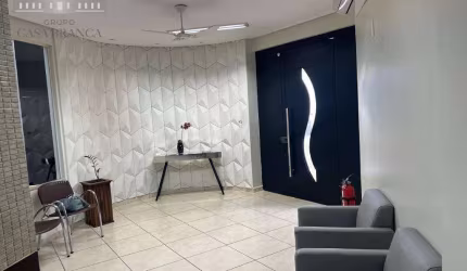 Espaço para clínica: locação no Centro da cidade com estacionamento próprio