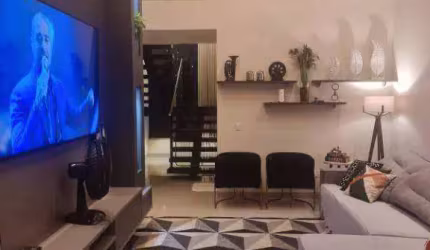 Sobrado à venda, 240 m² por R$ 1.600.000,00 - Condomínio Royal Boulevard - Araçatuba/SP