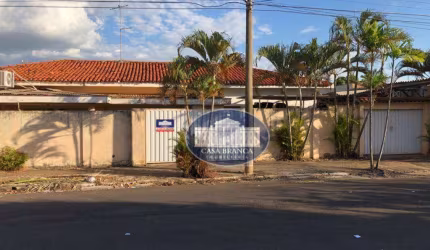 Casa à venda, 280 m² por R$ 850.000,00 - Saudade - Araçatuba/SP