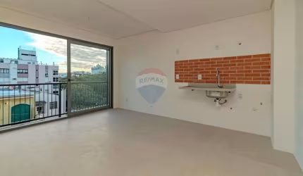 1 DORMITÓRIO EM FRENTE À REDENÇÃO!