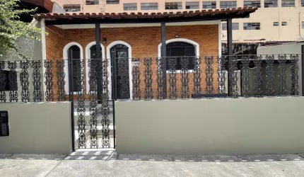 Casa para Locação em Sorocaba, jardim maria Antonia Prado, 3 dormitórios, 1 suíte, 2 banheiros, 5 vagas
