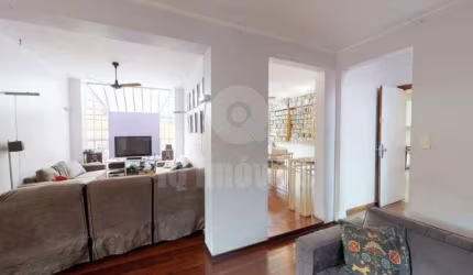 Sobrado em Perdizes, Sumaré, 315 mts 4 suites 5 Vagas