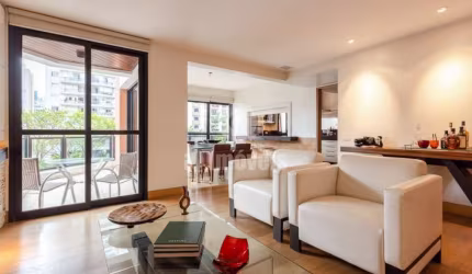 Duplex a venda Perdizes, 173 metros, 2 suítes com 3 vagas de garagem.