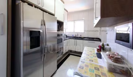 Apartamento a venda, Vila Madalena, 90 m², 3 dormitórios, 1 suíte, 2 vagas, R$ 890.000