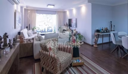 Apartamento em Perdizes, 144 m2, 4 dormitórios, 1 suíte com 2 vagas de garagem.