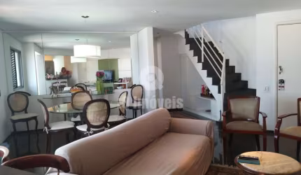 Cobertura duplex com 3 vagas de garagem