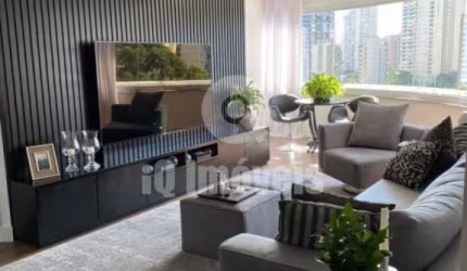 Apartamento Brooklin , 2 suites , 3 vagas 115m², reformado , Empreendimento com lazer !!