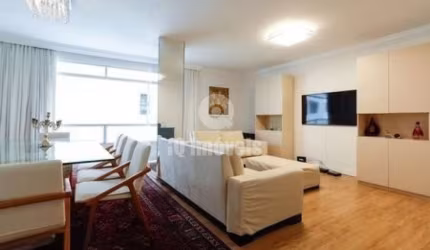 Apartamento a venda Higienópolis, 145 metros, 3 dormitórios, 1 suíte com 1 vaga.