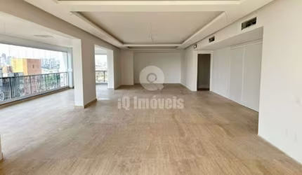 Vendo lindo apartamento em Moema . Altissimo Padrão. ou alugo 400m² AU , 5 vagas