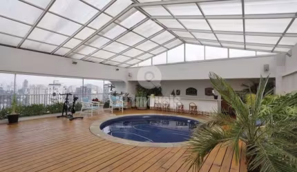 Cobertura a venda em Higienópolis 424m 4 vagas com piscina