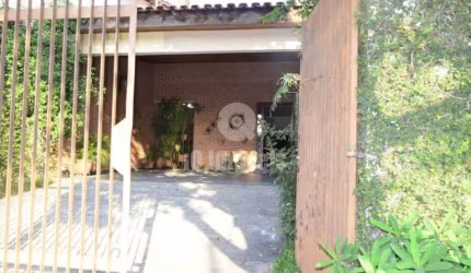 Casa a venda, Alto da Lapa, 250 metros, 3 dormitórios, 1 suíte, 4 vagas, R$ 1.410.000,00