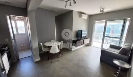 Apartamento mobiliado à venda, Brooklin, 62 metros, 2 dormitórios, 1 suíte, 3 vagas R$ 1.160.000,00