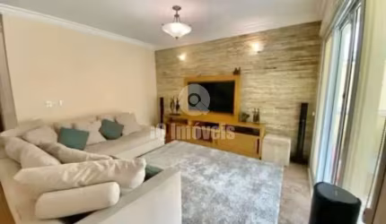 Sobrado no Brooklin para venda 375 m² de terreno  lareira, espaço gourmet, 4 vagas
